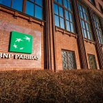 بنك BNP Paribas يحقق أرباحًا قياسية بدعم من التداول وقطاع الاستثمار رغم تباين الأداء التشغيلي