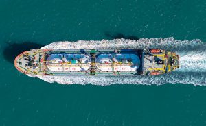 فشل مفاوضات واشنطن وطهران يهدد الهدنة ويُبقي علاوة المخاطر مرتفعة في أسواق الطاقة