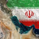 إيران تتمسك بإغلاق مضيق هرمز.. وأسواق النفط تترقب تطورات الحرب والمفاوضات