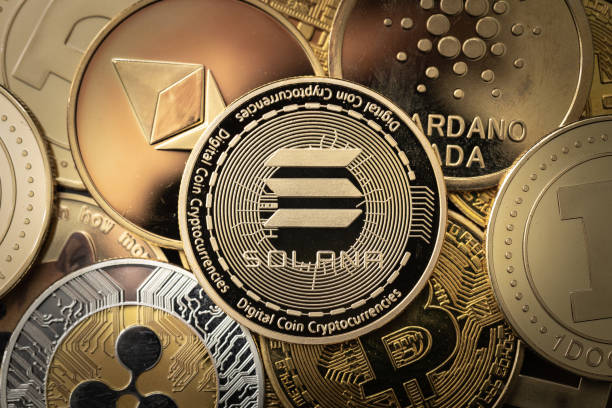 بيتكوين يكسر حاجز 80 ألف دولار.. توقف مشتريات ستراتيجي يزيد الضغوط قبل قرار الفيدرالي
