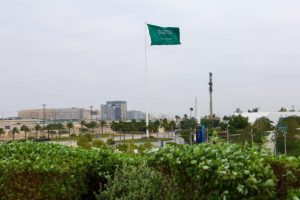 سهم أرامكو بين الدعم والمقاومة وسط ترقب المستثمرين