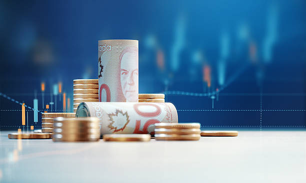 الدولار الكندي يصعد بدعم الفائدة وارتفاع أسعار الطاقة